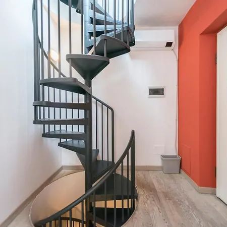Heart Centre Milan Navigli 3 Levels Apartment-2